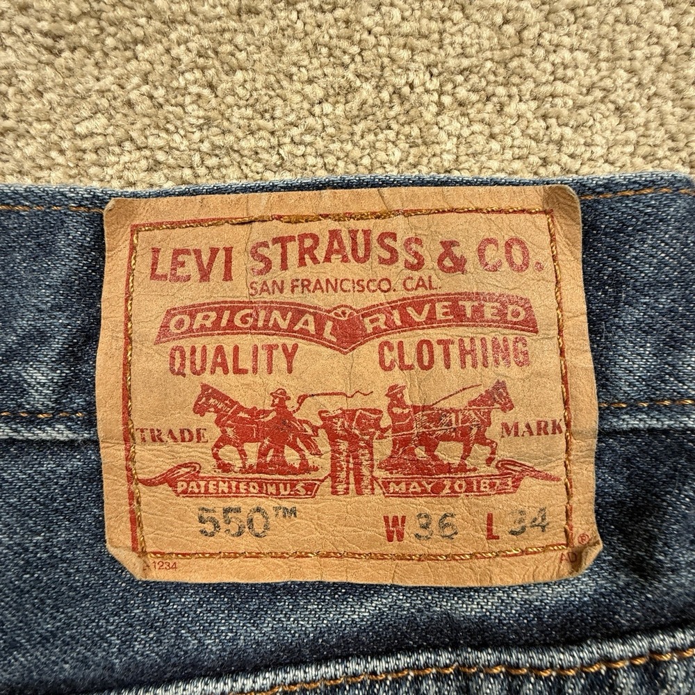 Levi's 550‎ Men's 36x34 Relaxed Fit Jeans Blue - Picture 6 of 11